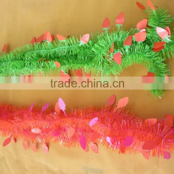 PET Wire Thin Strips and Carrot Plastic New Spring Garland