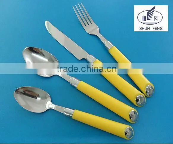 Fashionable Plastic Handle Cutlery photo-3