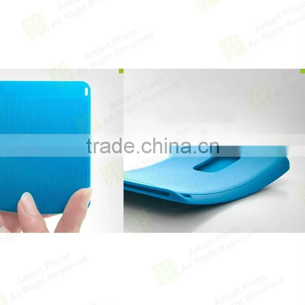 2015 Original New Design Plastic Curvy Shape Sliding Travel Pass Parking Ticket Holder