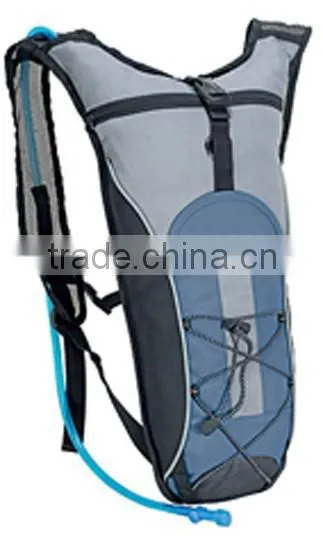 Light Running Backpack With 2L Bladder photo-2