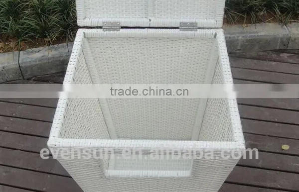 Wicker Hamper Box photo-5