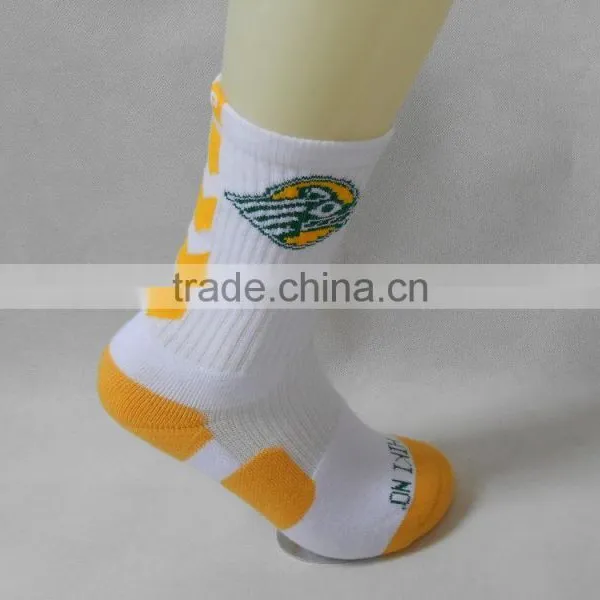 Colorful Design Custom Made Sports Basketball Elite Socks photo-5