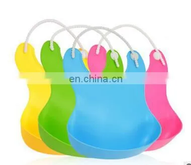 2017 New Design Baby Bibs Waterproof Silicone Feeding Baby Bandana Towel Newborn Cartoon Animal Baby Bib photo-2