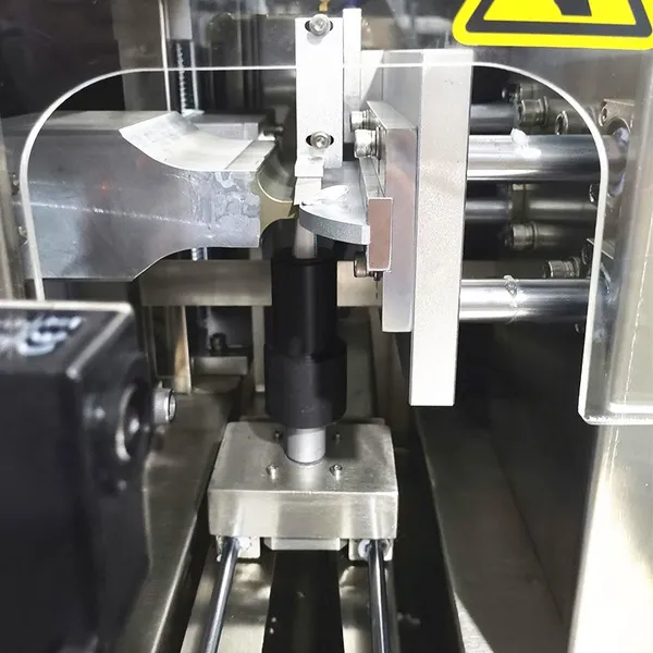 Manual Plastic Ultrasonic Tube Filling and Sealing Machine photo-4