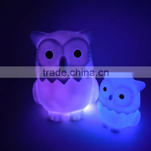 2015 New Design Roto Casting Vynil Owl Anime Figure Led Light Toys photo-3