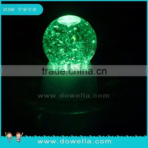 Christmas Crystal Ball With Snow