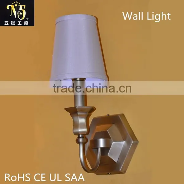 Hot Sale 2016 House Design Wholesale Wall Lamp Factory in Zhongshan Wall Light Factory
