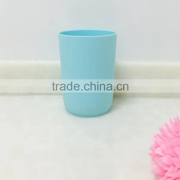Solid Colour Plastic Cup for Tooth Brushing photo-5