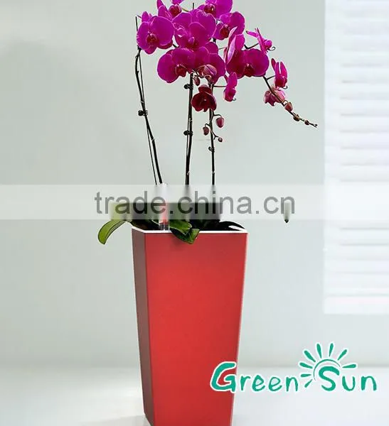Ourdoor Plastic Planters With Self Watering System and Water Level Indicator photo-2