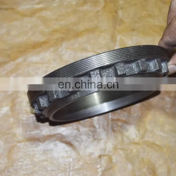SAIC- IVECO Truck Engine Part 2502C2006 Oil Seal photo-4