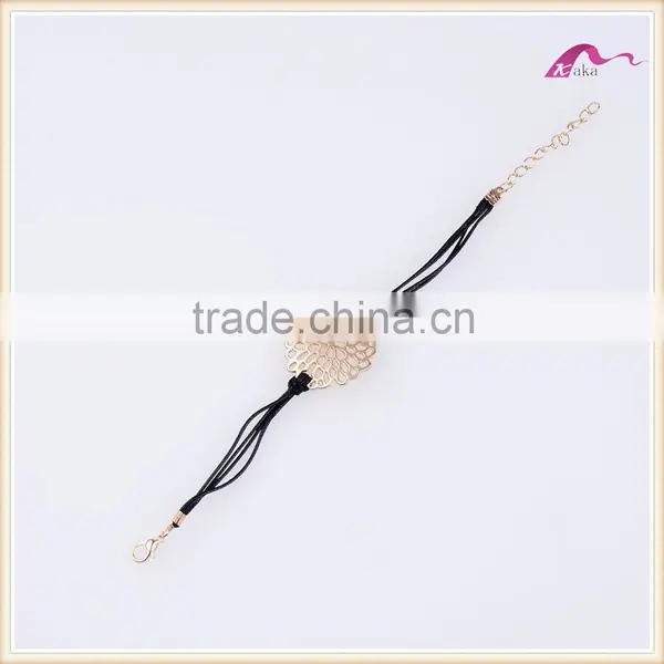 Fashion Wholesale Metal Hollowed Flower Adjustable Leather Bracelet photo-2
