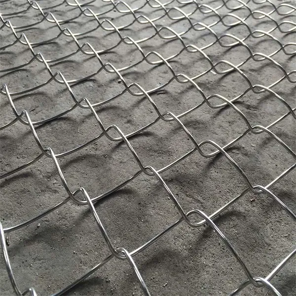 Heavy Duty Chain Link Fence With 4mm Wire Gauge for Industrial Use photo-5