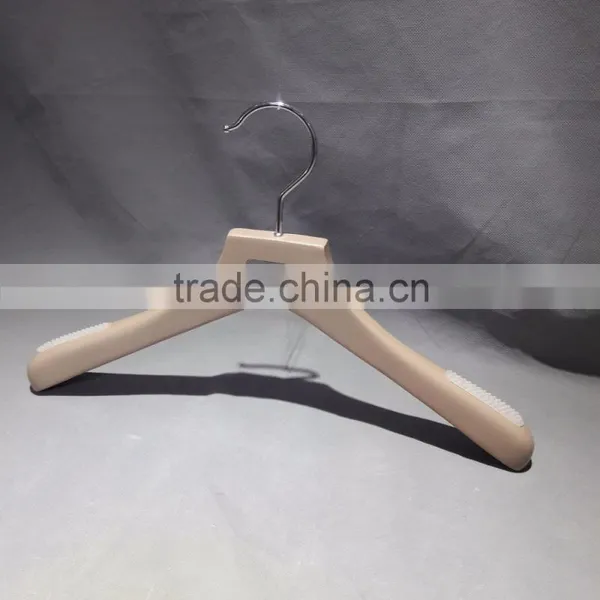 2016New China Products Wooden Hangers for Trousers With Clips Supplier's Choice photo-5
