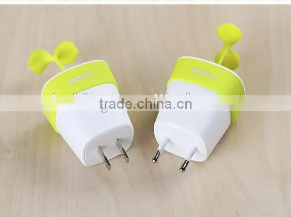 Original Remax Sapling Series 2 USB Adaptor Phone Charger 5V 2.4A Travel Charger photo-3