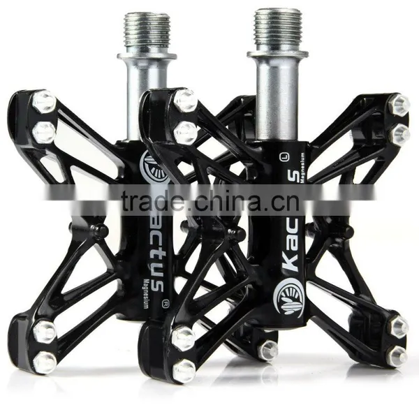 3 Colors 2PCS CNC 3 Bearings Bicycle Pedals Ultralight Mountain Bike Pedal Road Cycling Magnesium Flat Pedals Terrain Titanium photo-4