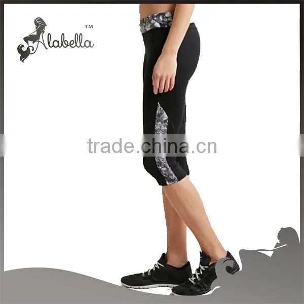 Ladies Capri Trousers With Printed Fabric Ladies Trousers Designs photo-2