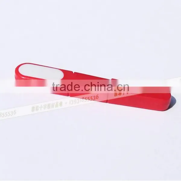 Wholesale Sewing Craft Tools Cross Stitch Mini Scissors With Cap Colorful photo-2