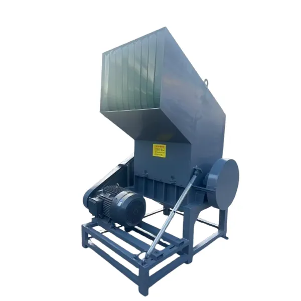 Plastic Crusher Machine With 380V Three-Phase Power & Safety Lock