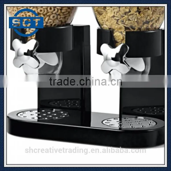 Indispensable Dual Dry Food Dispenser photo-6