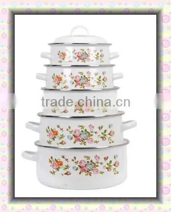 Fashionable White Enamel Cookware Pot Set 5 Pcs Cast Iron Kitchenware Set With Enamel Lid