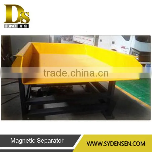 Vibrating Feeder Hopper Used in Recycling Line photo-4