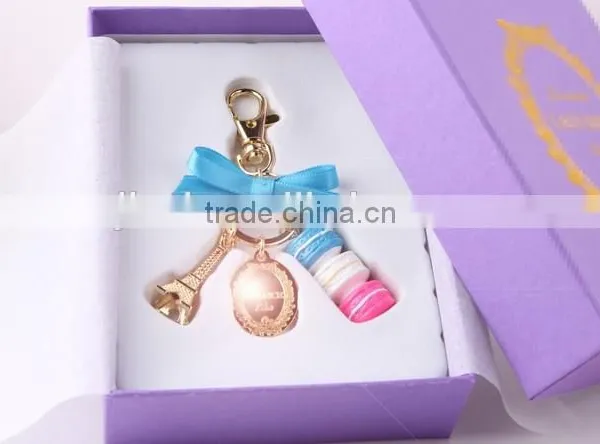 High Quanlity Fashion Key Chain Boutique in Paris, France Eiffel Tower Cake Influx of Goods Macarons Metal Keychain With Box photo-4