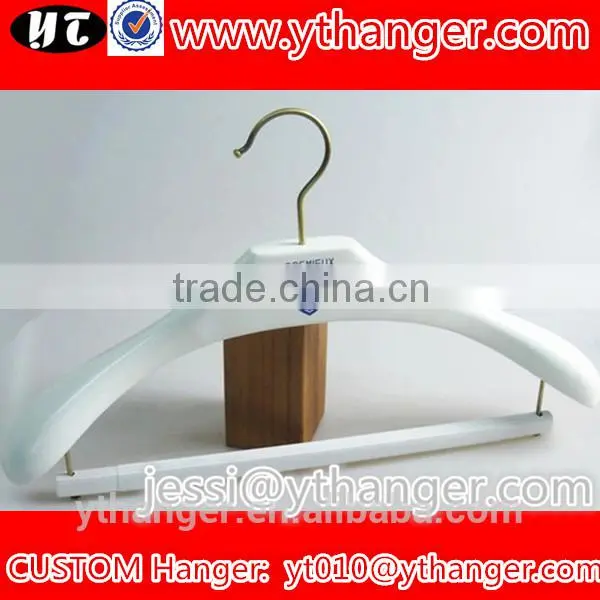 YY0526 Manufactory Custom Fancy White Wooden Coat Hanger photo-5