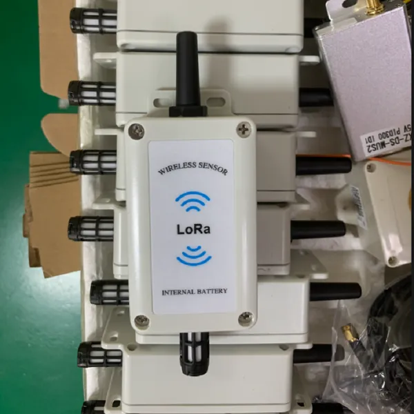 Indoor and Outdoor Iot LoRa Wireless Temperature and Humidity Sensor for Farming Warehouse Greenhouse Use photo-4
