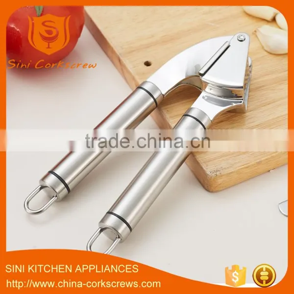 Stainless Steel Garlic Crusher Garlic Press photo-5