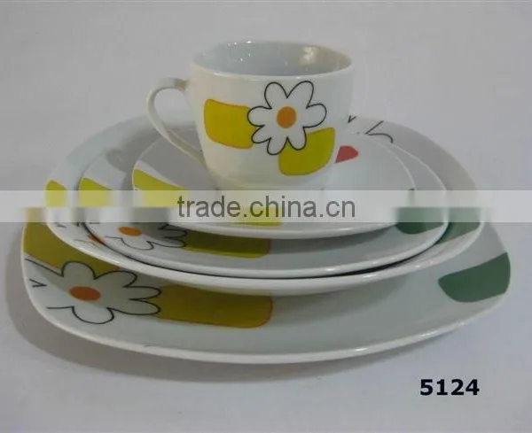 Porcelain Dinner Set