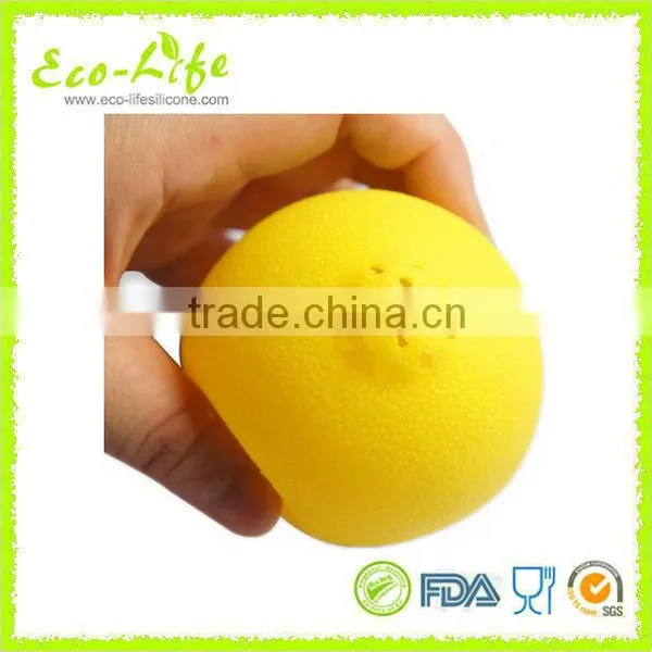 Soft Silicone Juicer, Fruit Lemon Kitchen Squeezer Tool, Juice Maker photo-4