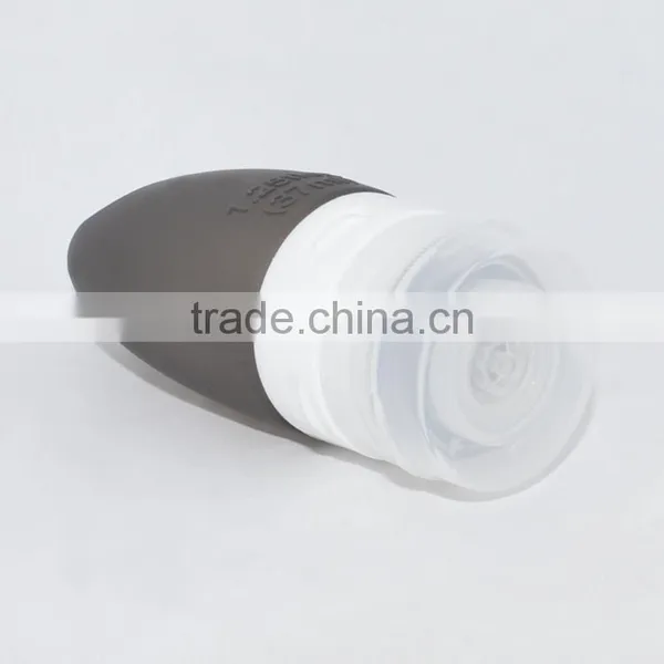 Silicone Bottle for Cosmetics When Traveling With a Hook MP4409 photo-5