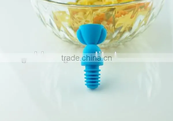 2014 New Design Body Shape Silicone Christmas Wine Bottle Stopper photo-4