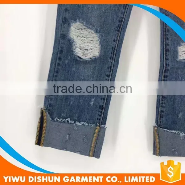 Women China Wholesale Fashion Ripped Rolling up Jeans photo-2