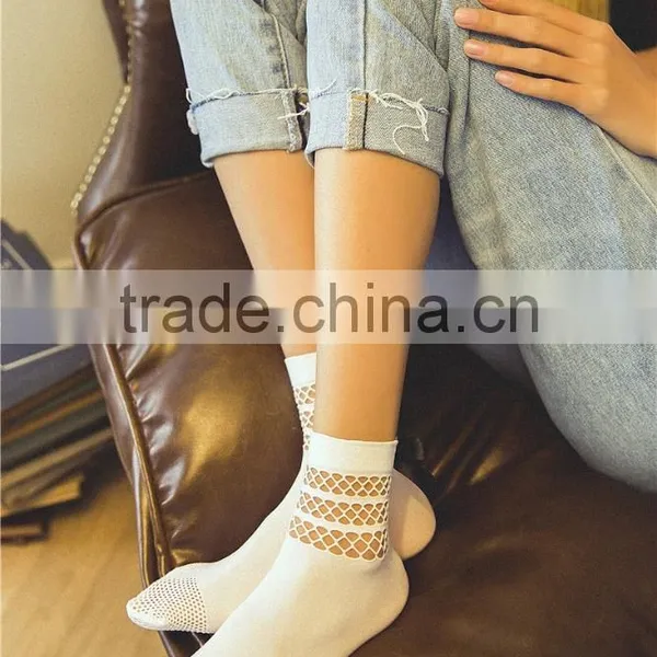 WS-35 2017 New Hot Fashion Popular Women Ladies Sexy Soft Lace Floral Short Ankle Party Travel Network Breathable Fishnet Socks photo-4