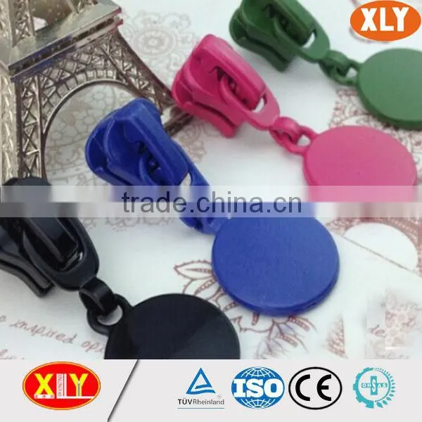 Wholesale Customized Plastic Zipper Puller