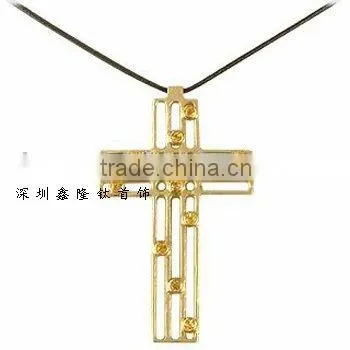 XLT-TC100 18k Gold Cross Pendant