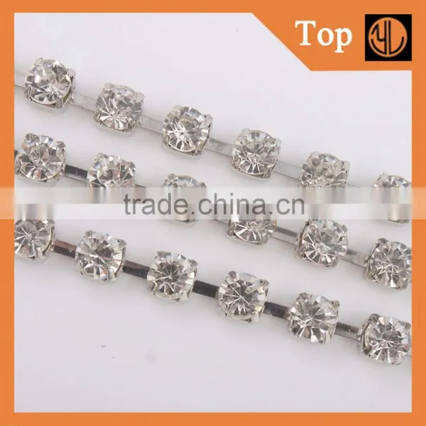 Lastest Fashionable Design Glass Daimond Cup Chain photo-4