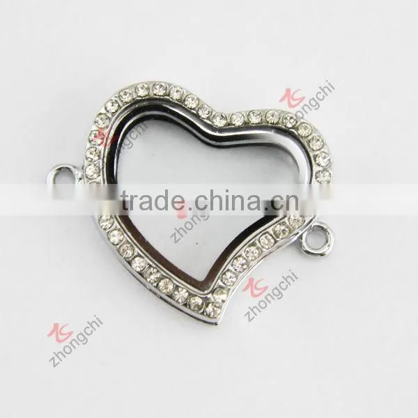 Trending Heart Shaped Glass Memory Locket photo-5