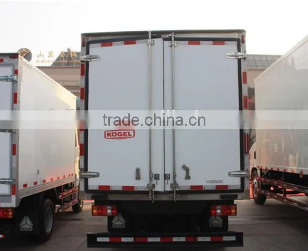 Promotion SINOTRUK SMALL Refrigerated Van and Tank Truck Sale in Dubai photo-2