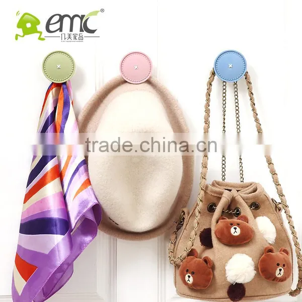 Round Plastic Button Sticky Wall Hook for Houseware photo-3