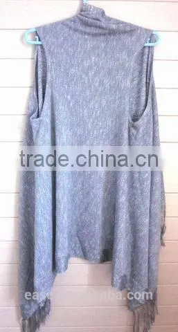 Lady Sleeveless Viscose Sweater Poncho photo-3