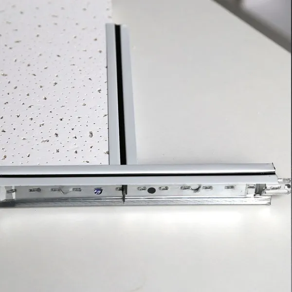 China Factory Galvanized Steel False Suspended Ceiling Black Groove T Grid for Ceiling Tile