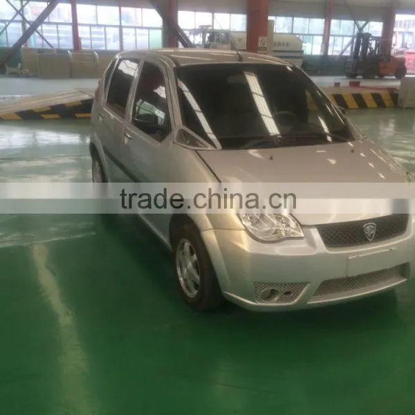 China Cheap 4 Seats Cheap Electric Smart Style Car for Teenager photo-2