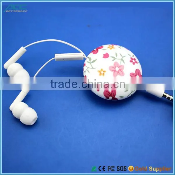 Retractable Custom Color Earphone and Super Sound Retractable Earphones photo-3