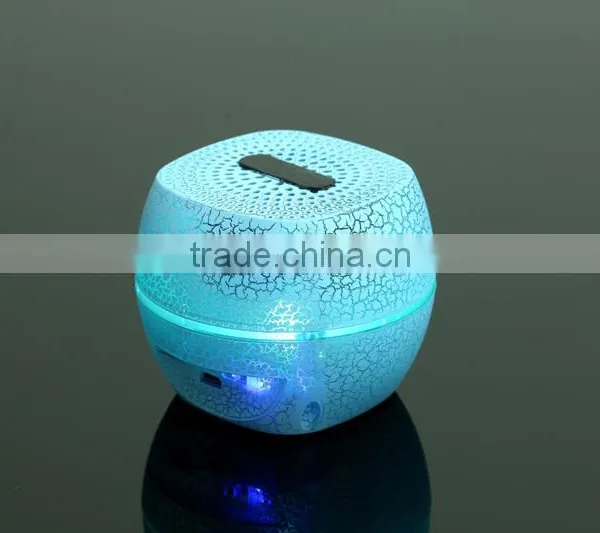New Product Crack Wireless Mini Bluetooth Speaker With Led Light photo-4