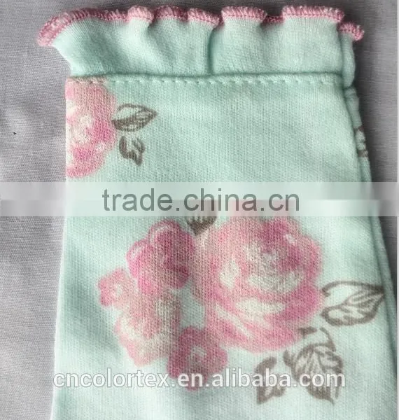 China Wholesale Baby Girls Wear Lovely Printing Rose Cotton Romper With Foot photo-2
