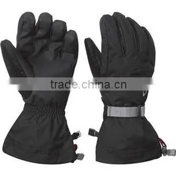SKI GLOVES