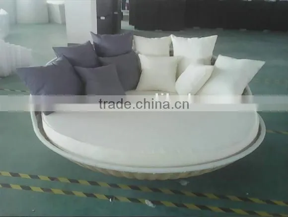 Outdoor Round Hanging Bed photo-3
