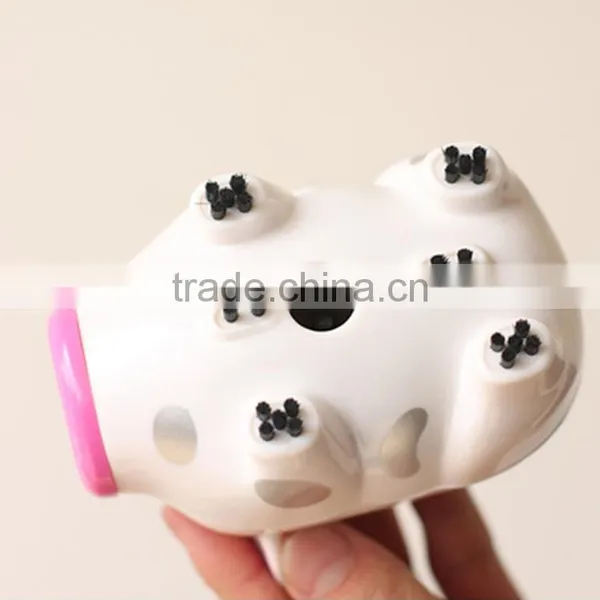 Vacuum Cleaner Handy Battery Powered Mini Fly Pig Cyclonic Vacuum Cleaner photo-5